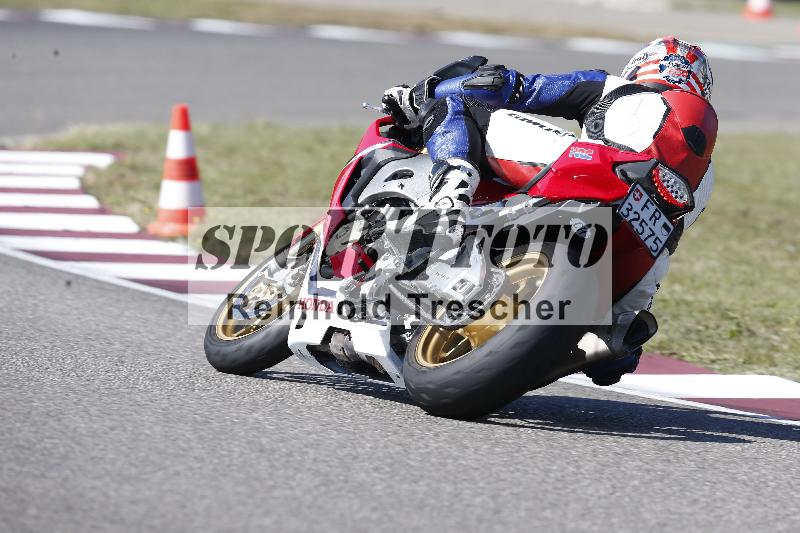 Archiv-2025/49 26.08.2025 Cornu Master School ADR/rot-rouge/37